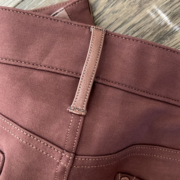 Chico’s Faux Leather Front Ponte Back Pants - Picture 8 of 10